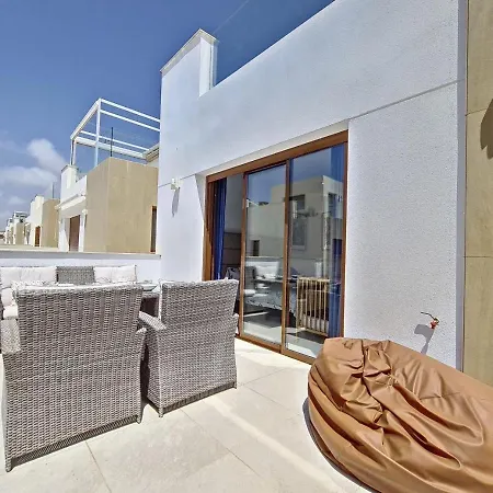 Villa Higuericas: Family Retreat With Private Pool Torre de la Horadada